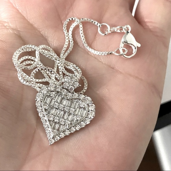 Heart Of The Deal 925 Silver Pendant W White Sapphire - Picture 6 of 15